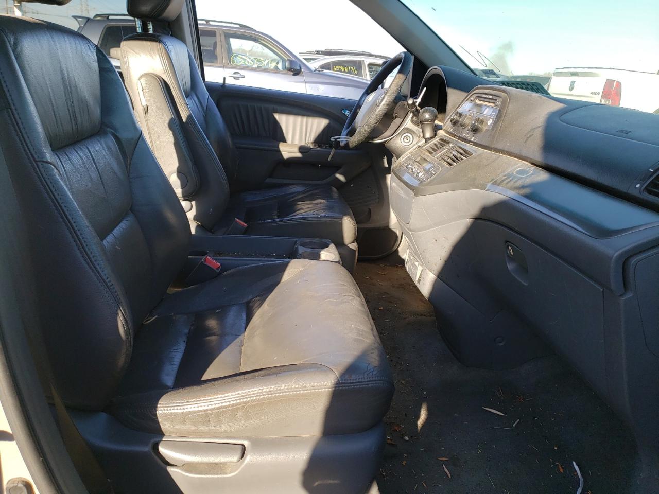 Photo 5 from auction – 2005 HONDA ODYSSEY EX with VIN 5FNRL386X5B423699