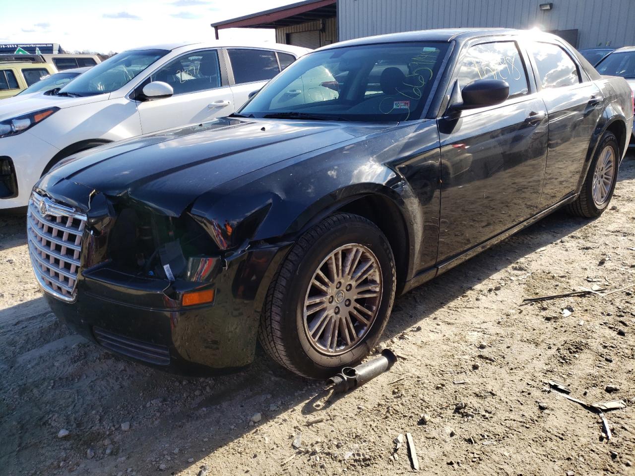 Photo 2 from auction – 2009 CHRYSLER 300 LX with VIN 2C3KA43D99H508380