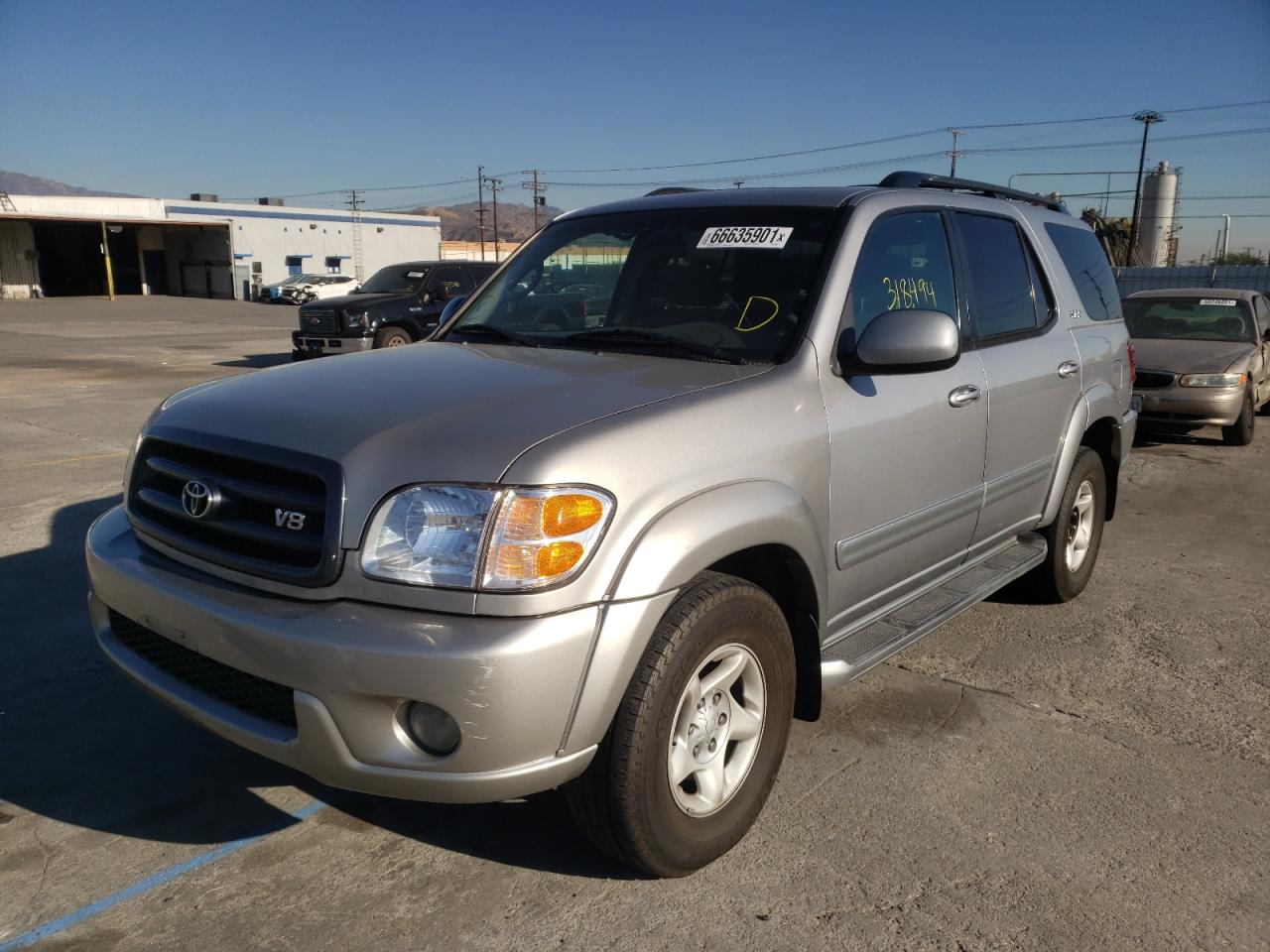 Photo 2 from auction – 2002 TOYOTA SEQUOIA SR with VIN 5TDZT34A02S076014