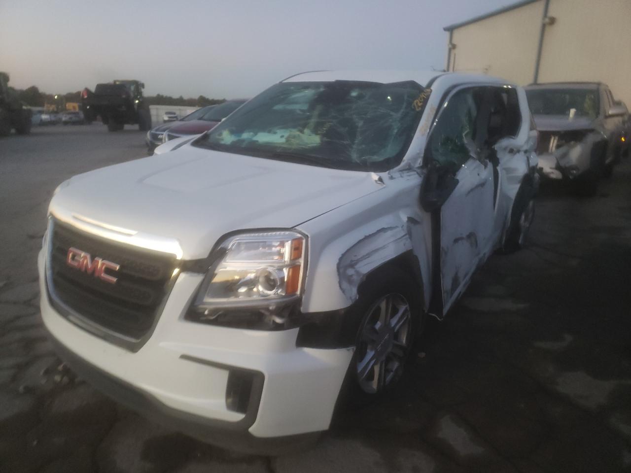 Photo 2 from auction – 2016 GMC TERRAIN SL with VIN 2GKALMEKXG6289388