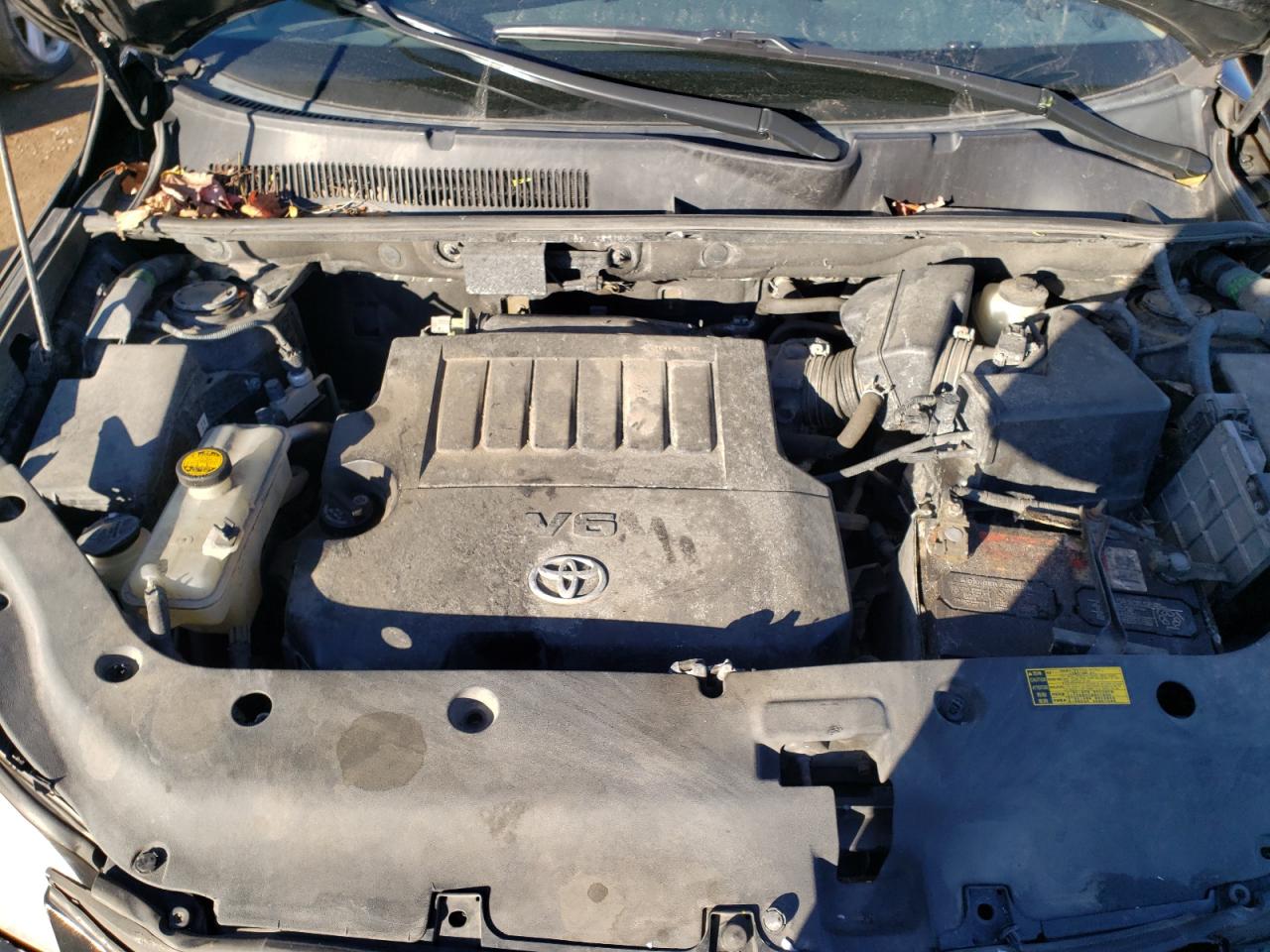Photo 7 from auction – 2011 TOYOTA RAV4 LIMIT with VIN 2T3DK4DV6BW043118