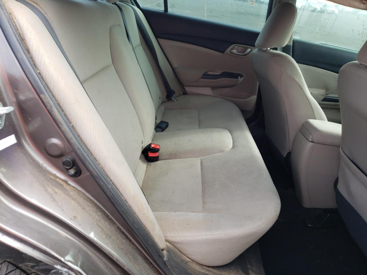 Photo 6 from auction – 2013 HONDA CIVIC LX with VIN 2HGFB2F55DH547819