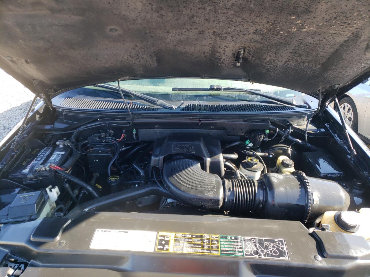 Photo 7 from auction – 2002 FORD F150 SUPER with VIN 1FTRW08L82KD28021