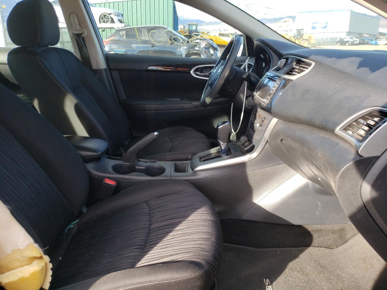 Photo 5 from auction – 2018 NISSAN SENTRA S with VIN 3N1AB7AP1JL625436