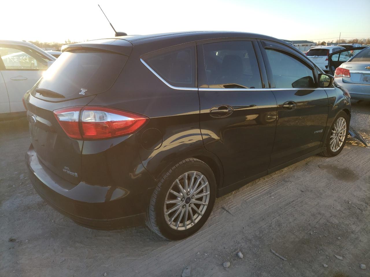 Photo 4 from auction – 2013 FORD C-MAX SEL with VIN 1FADP5BU6DL520174