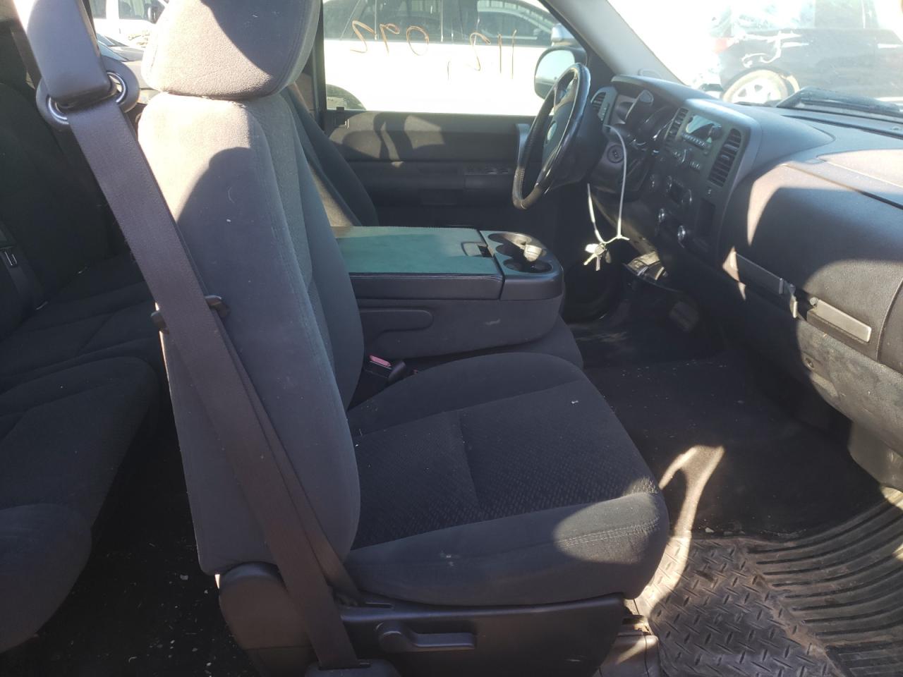 Photo 5 from auction – 2007 CHEVROLET SILVERADO with VIN 1GCEK19J27E503320