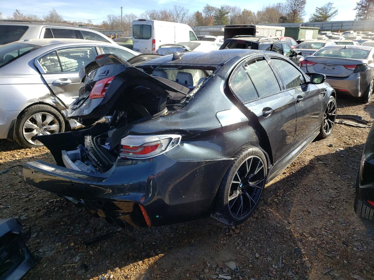 Photo 4 from auction – 2019 BMW M5 with VIN WBSJF0C51KB447365