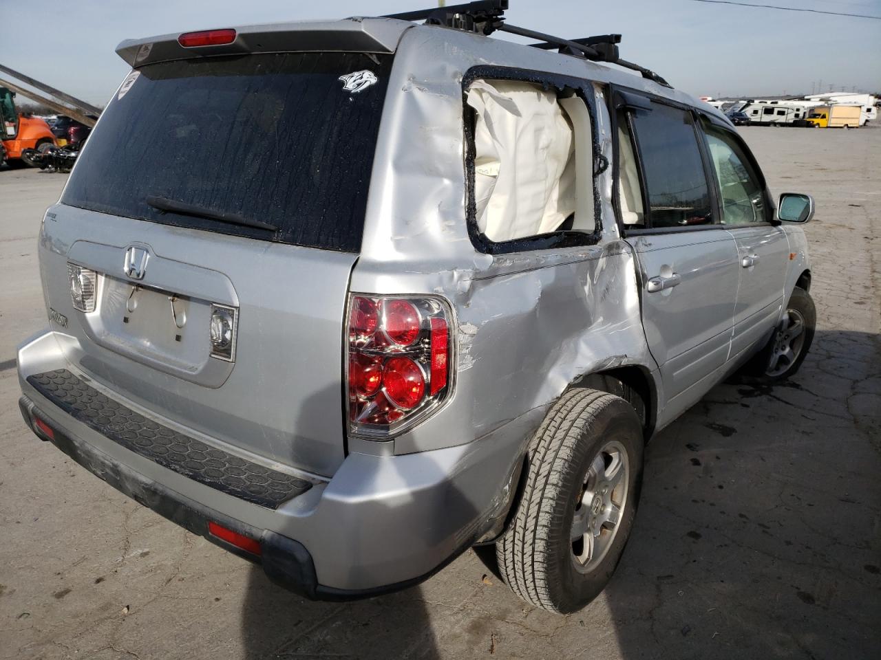 Photo 4 from auction – 2008 HONDA PILOT EXL with VIN 5FNYF28638B015904