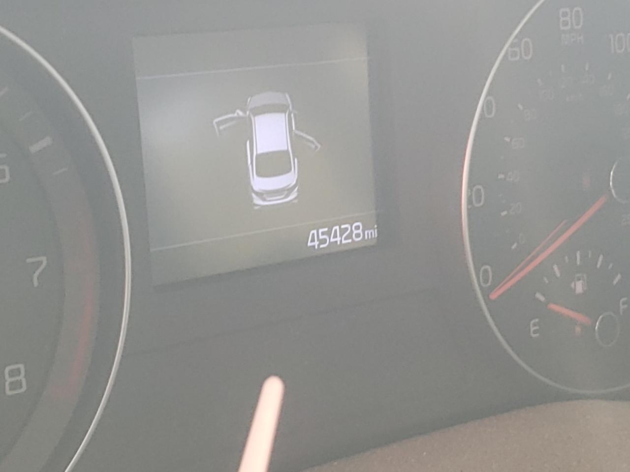 Photo 8 from auction – 2019 KIA FORTE FE with VIN 3KPF24AD9KE070894