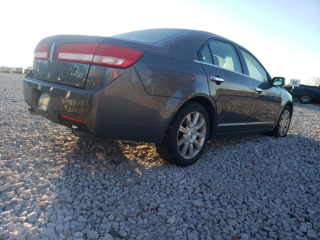 Photo 4 from auction – 2011 LINCOLN MKZ with VIN 3LNHL2GC6BR766769