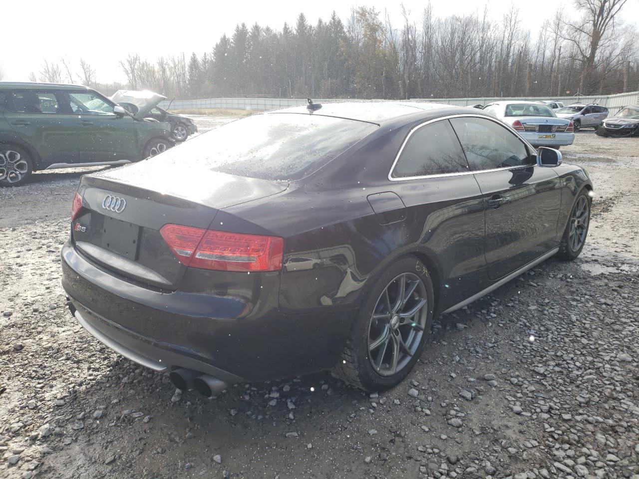 Photo 4 from auction – 2010 AUDI S5 PREMIUM with VIN WAUGVAFRXAA016548