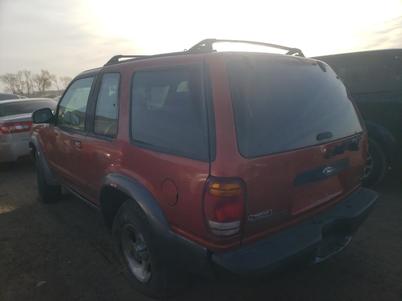 Photo 3 from auction – 1999 FORD EXPLORER with VIN 1FMZU24E6XUA09569