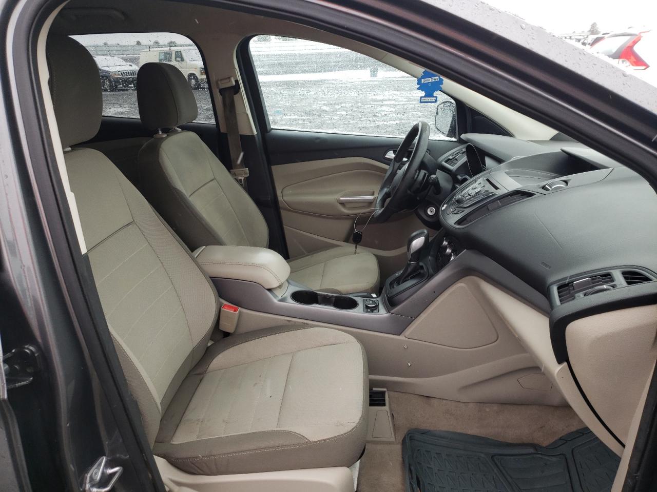 Photo 5 from auction – 2014 FORD ESCAPE with VIN 1FMCU9G98EUD11178