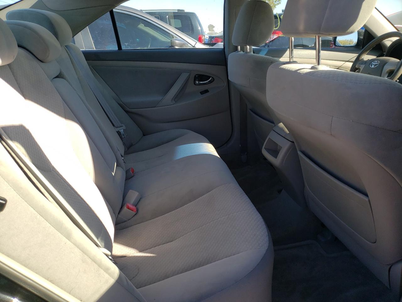 Photo 6 from auction – 2007 TOYOTA CAMRY CE with VIN 4T1BE46KX7U724500