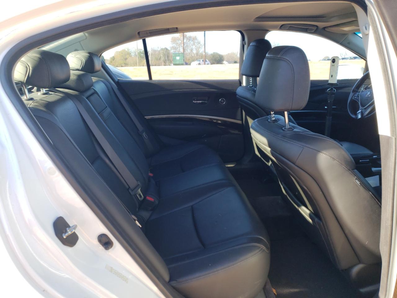 Photo 6 from auction – 2014 ACURA RLX TECH with VIN JH4KC1F5XEC003114