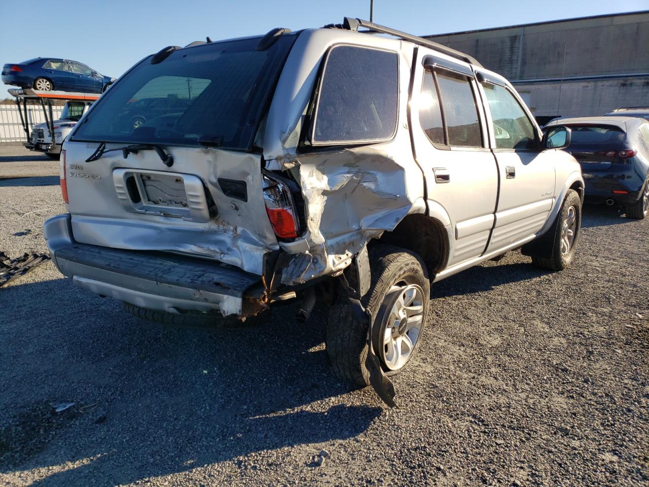Photo 4 from auction – 2002 ISUZU RODEO S with VIN 4S2DM58W724322632
