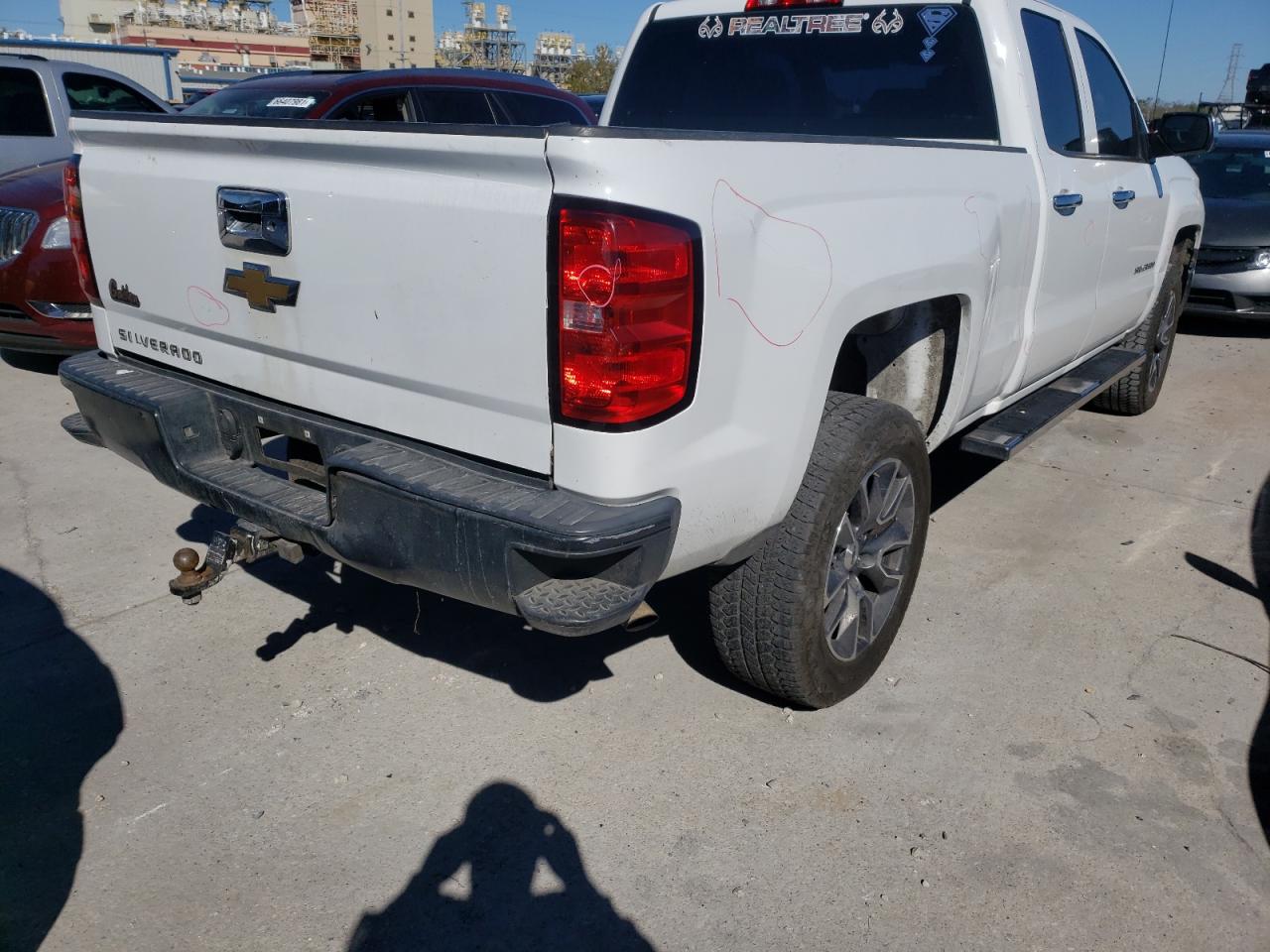 Photo 4 from auction – 2015 CHEVROLET SILVERADO with VIN 1GCRCPEC4FZ147467