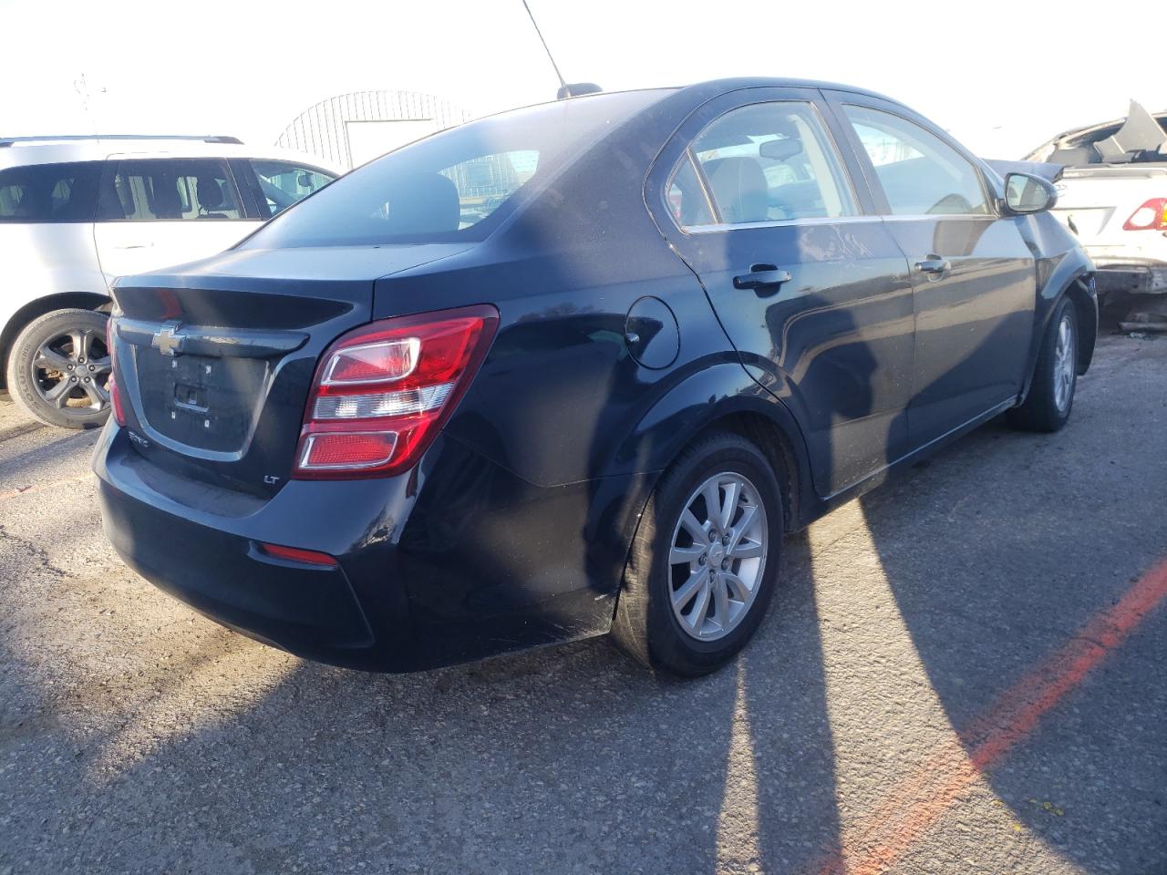 Photo 4 from auction – 2018 CHEVROLET SONIC LT with VIN 1G1JD5SH2J4139638