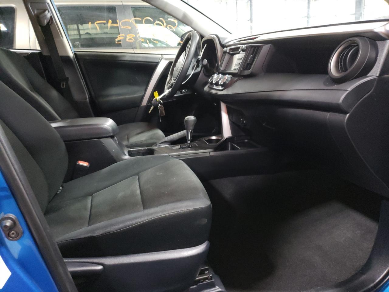 Photo 5 from auction – 2016 TOYOTA RAV4 LE with VIN JTMBFREV9GD197284