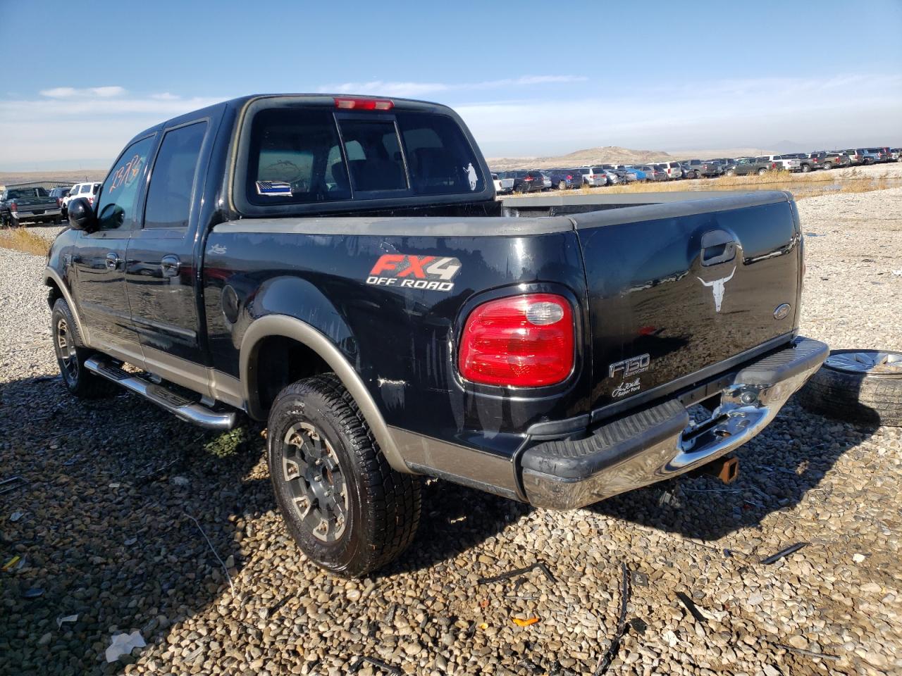 Photo 3 from auction – 2002 FORD F150 SUPER with VIN 1FTRW08L82KD28021