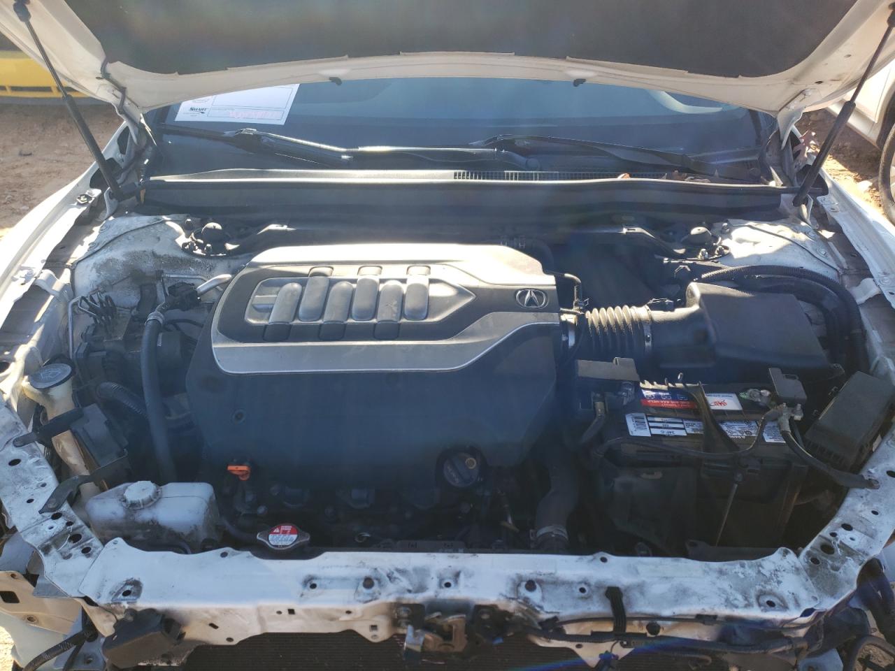 Photo 7 from auction – 2014 ACURA RLX TECH with VIN JH4KC1F5XEC003114
