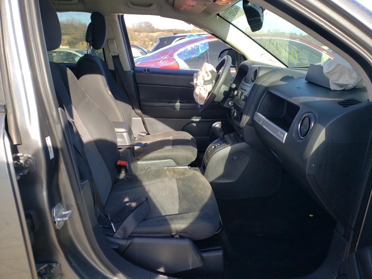 Photo 5 from auction – 2014 JEEP COMPASS SP with VIN 1C4NJDBB0ED622221