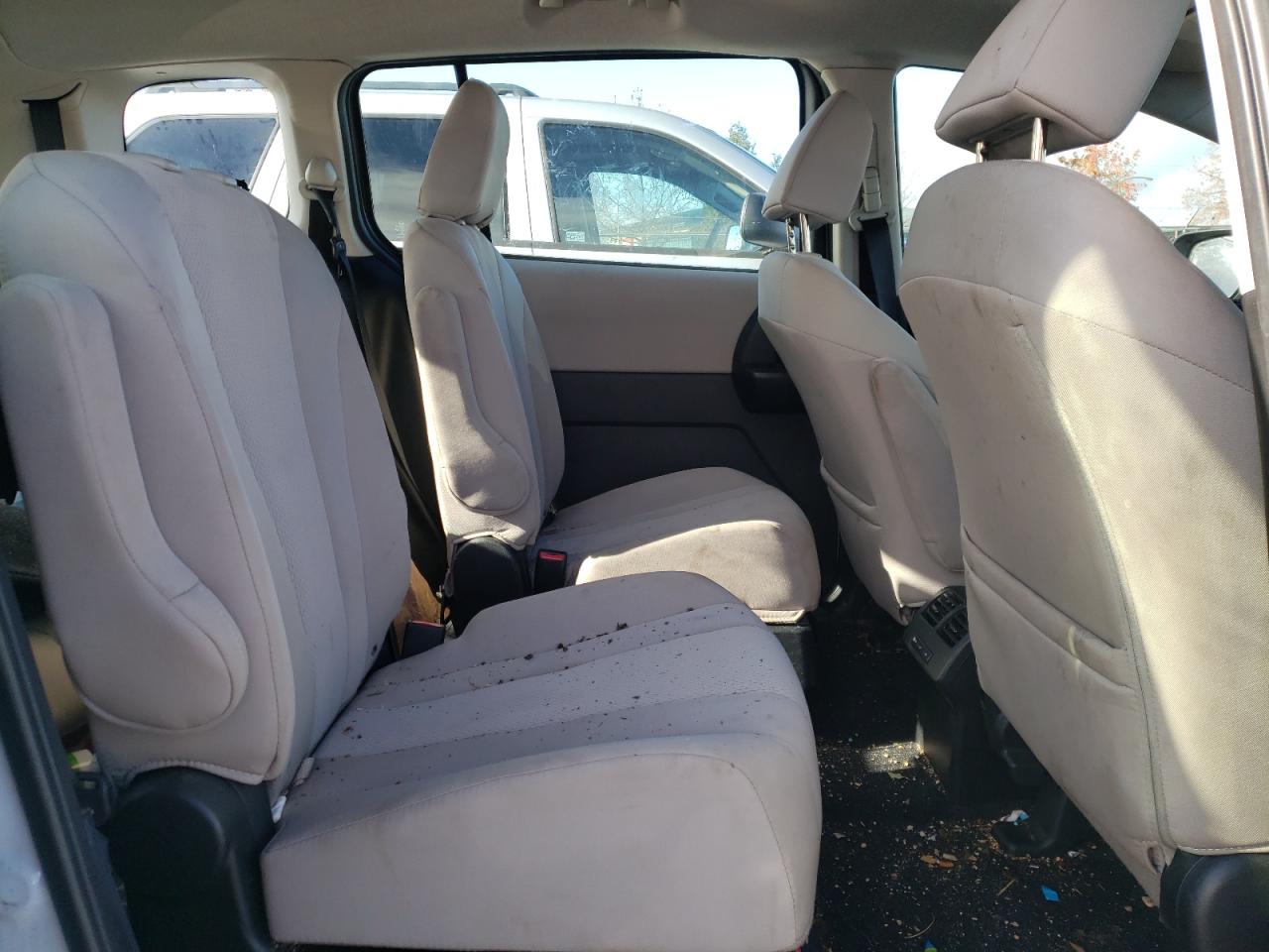 Photo 6 from auction – 2015 MAZDA 5 TOURING with VIN JM1CW2CL6F0188500