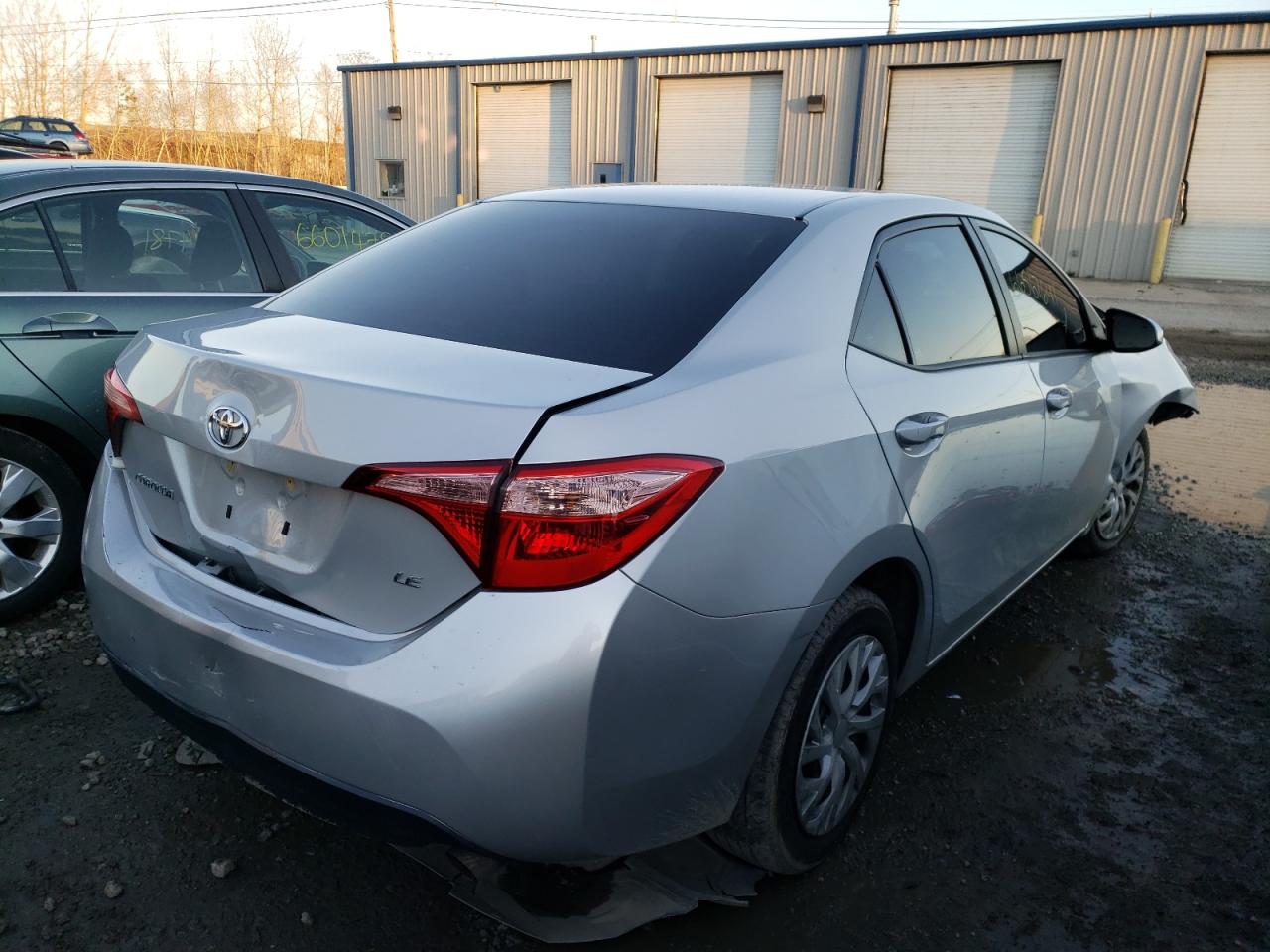 Photo 4 from auction – 2018 TOYOTA COROLLA L with VIN 2T1BURHE1JC124318