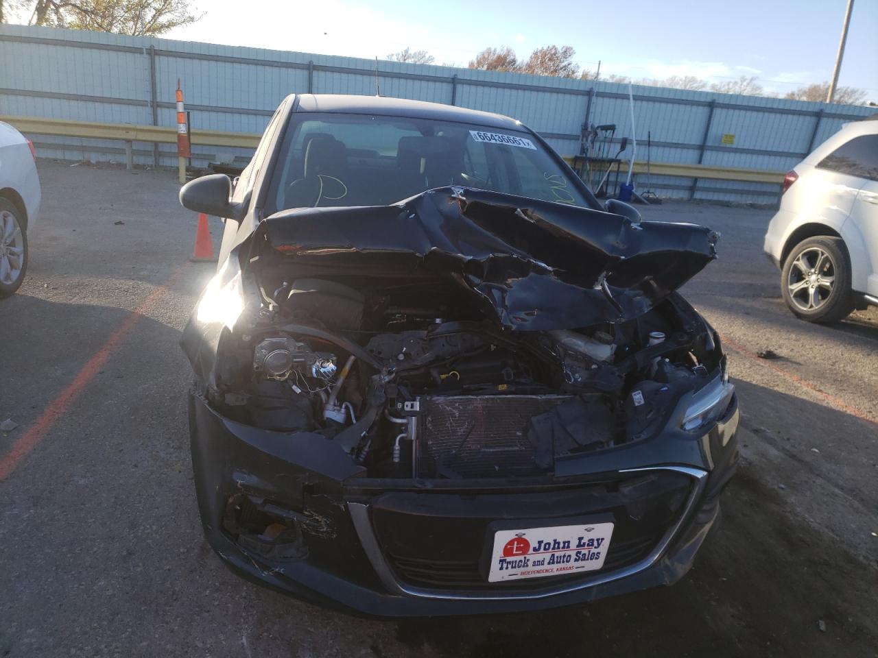 Photo 9 from auction – 2018 CHEVROLET SONIC LT with VIN 1G1JD5SH2J4139638