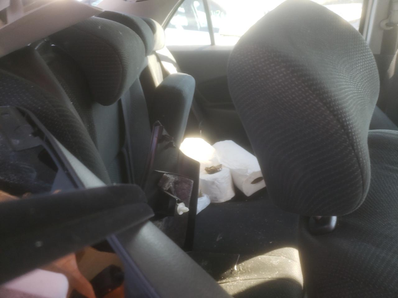 Photo 6 from auction – 2010 TOYOTA YARIS with VIN JTDBT4K36A4065735