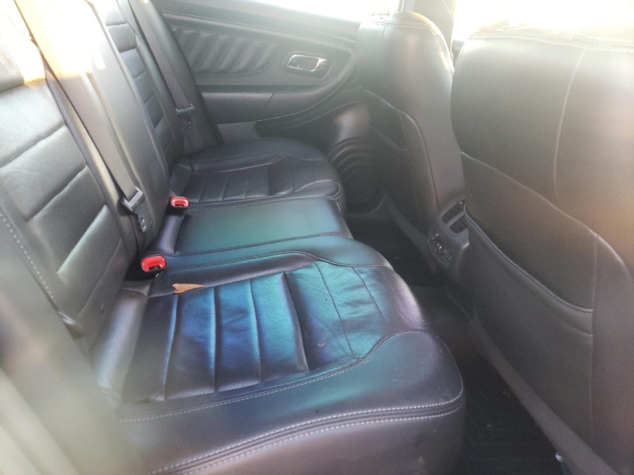 Photo 6 from auction – 2013 FORD TAURUS SHO with VIN 1FAHP2KTXDG145728