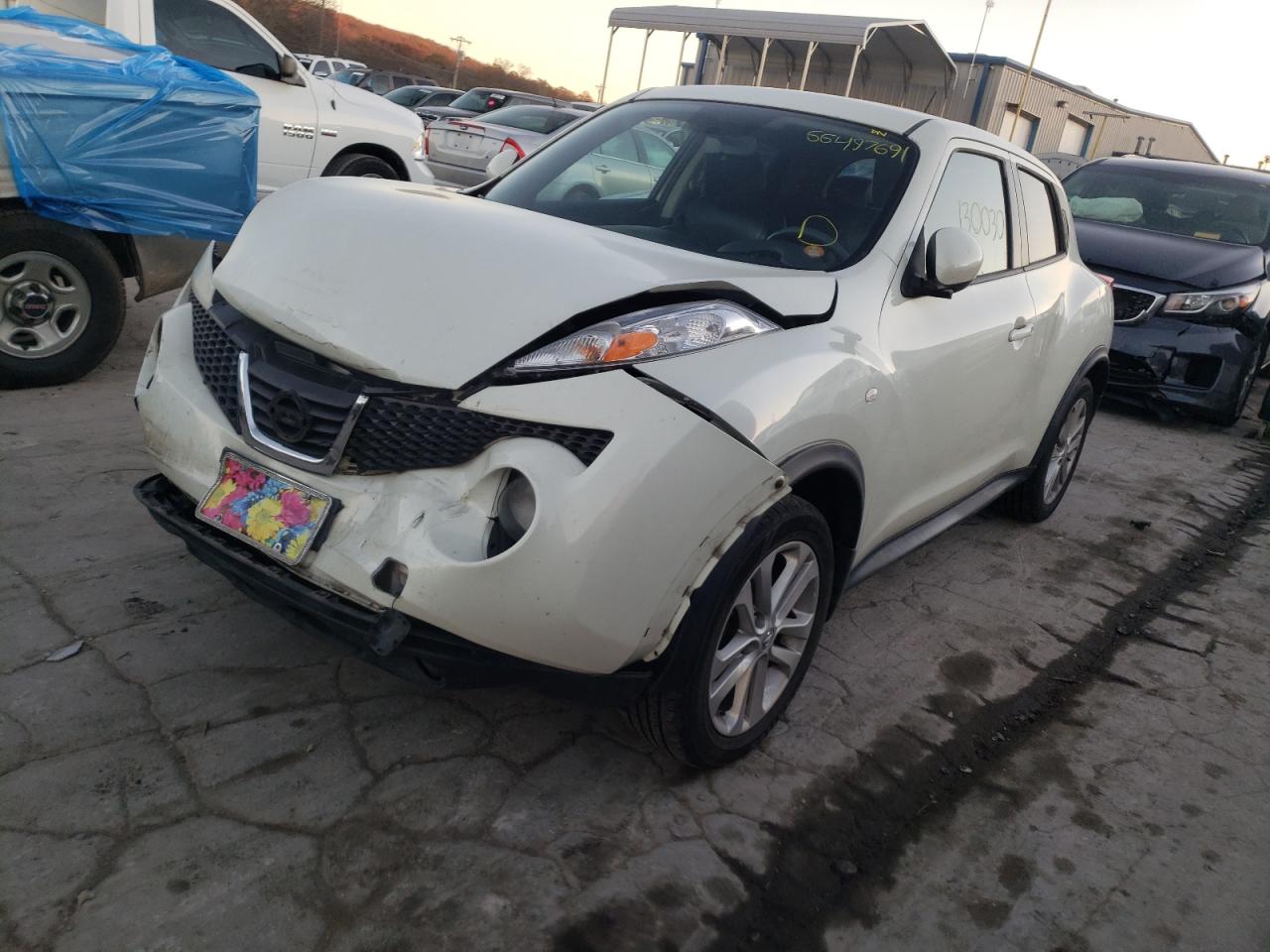 Photo 2 from auction – 2011 NISSAN JUKE S with VIN JN8AF5MV6BT012097