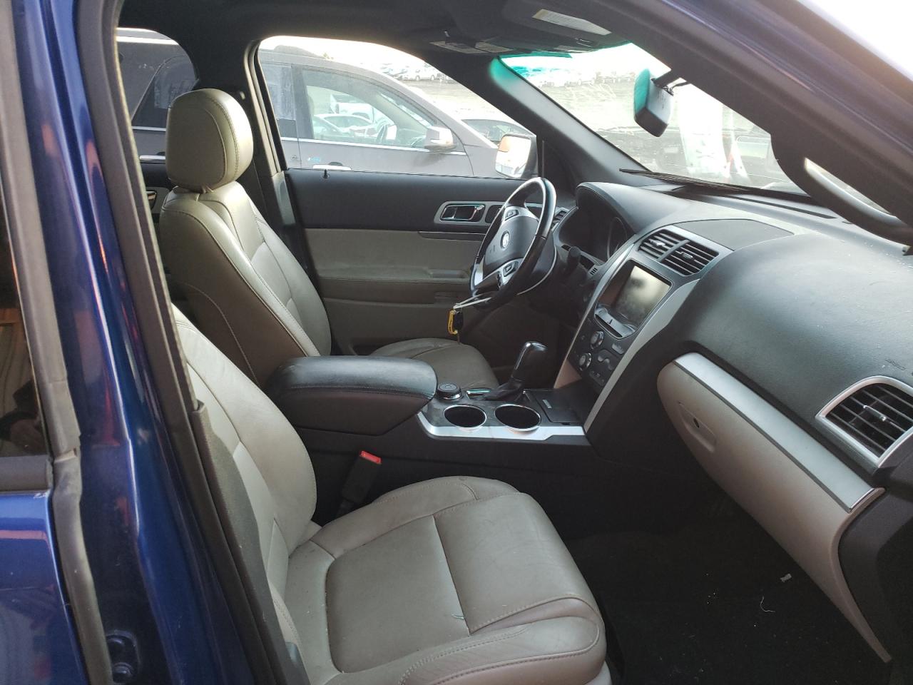 Photo 5 from auction – 2013 FORD EXPLORER X with VIN 1FM5K8D82DGC48211