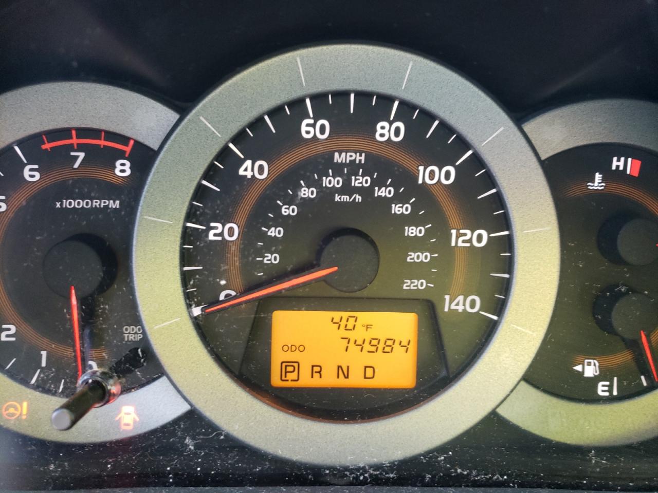 Photo 8 from auction – 2009 TOYOTA RAV4 with VIN 2T3ZF33V39W004549