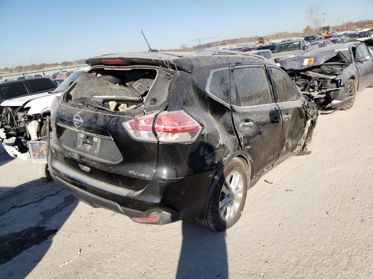 Photo 4 from auction – 2015 NISSAN ROGUE S with VIN KNMAT2MV9FP548432