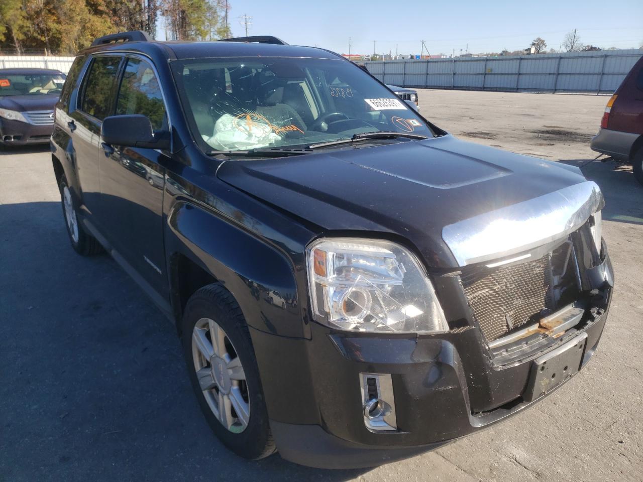 GMC TERRAIN SL 2014 with VIN 2GKFLWE32E6323167 - Photo from auction
