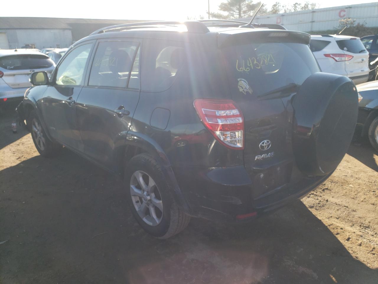 Photo 3 from auction – 2011 TOYOTA RAV4 LIMIT with VIN 2T3DK4DV6BW043118
