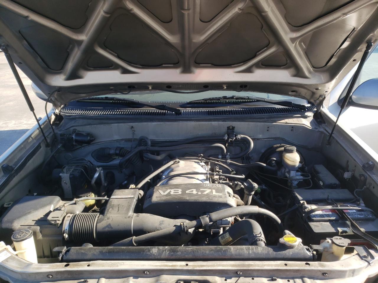 صورة رقم 7 من المزاد - 2002 TOYOTA SEQUOIA SR مع VIN 5TDZT34A02S076014