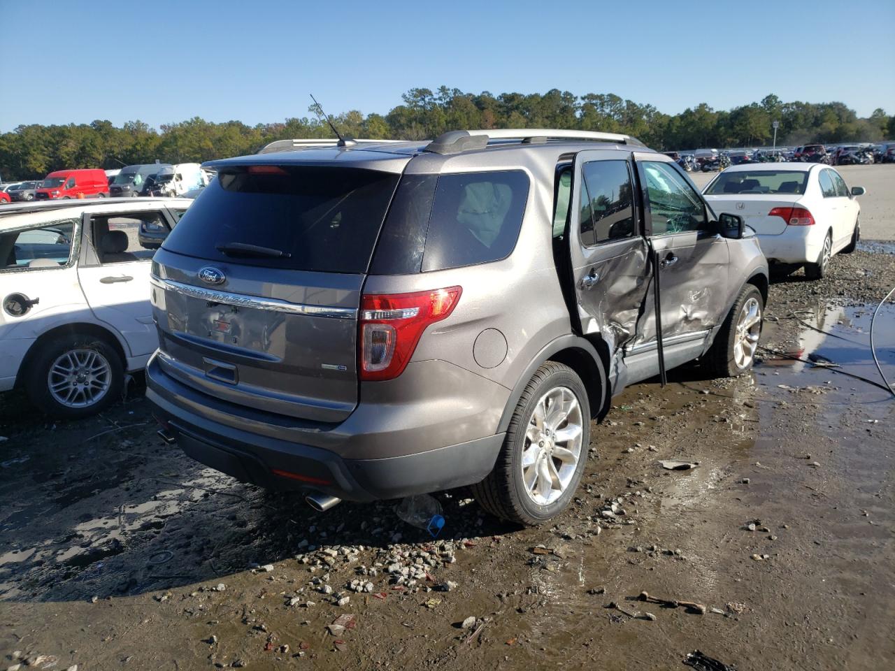 Photo 4 from auction – 2013 FORD EXPLORER X with VIN 1FM5K8D87DGB83095