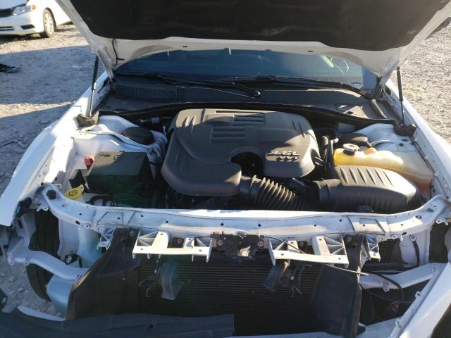 Photo 7 from auction – 2015 CHRYSLER 300C PLATI with VIN 2C3CCAPG2FH830467