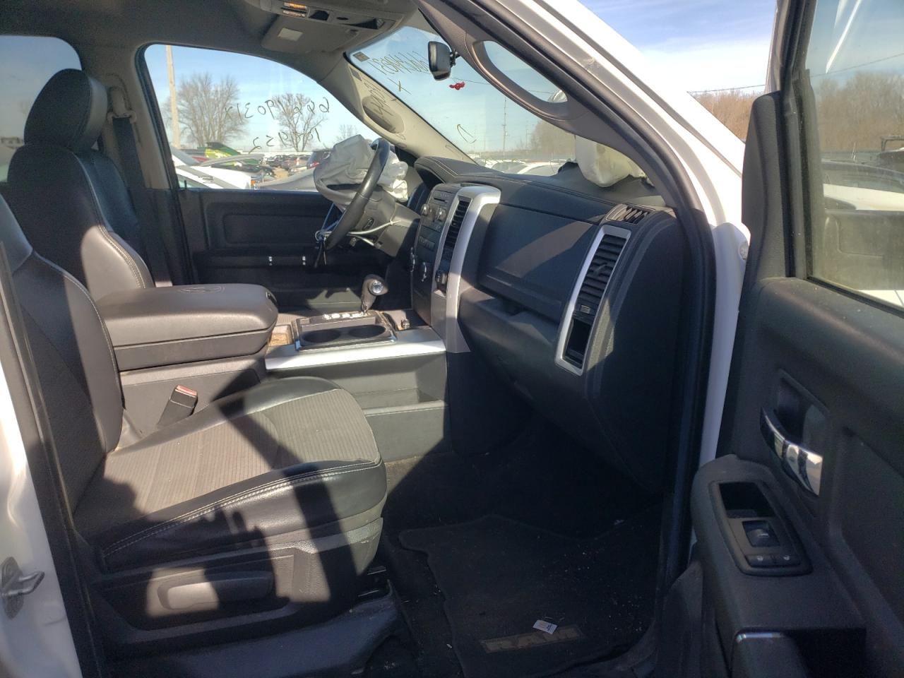 Photo 5 from auction – 2010 DODGE RAM 1500 with VIN 1D7RV1CT4AS172578