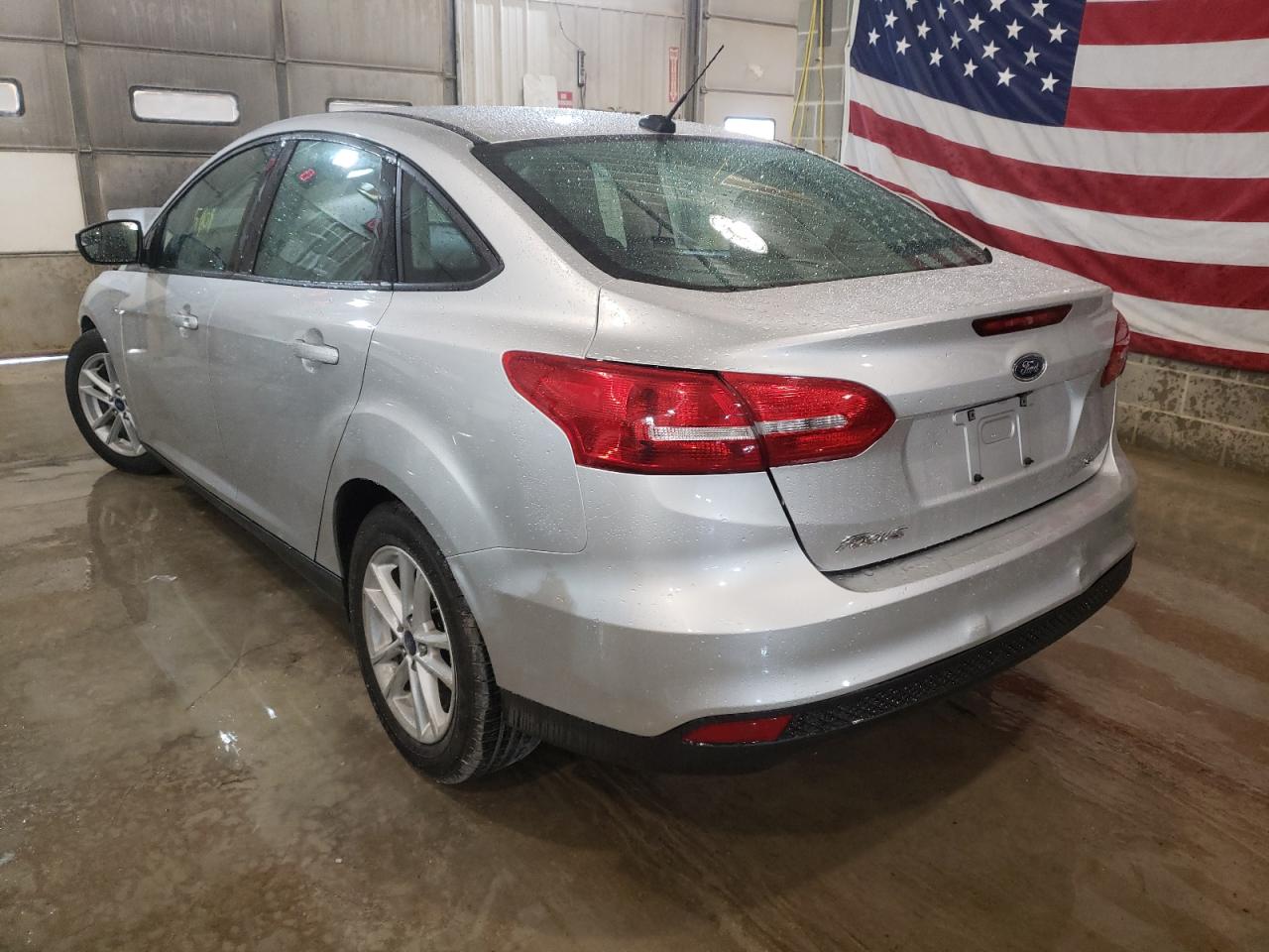 Photo 3 from auction – 2017 FORD FOCUS SE with VIN 1FADP3F27HL266848