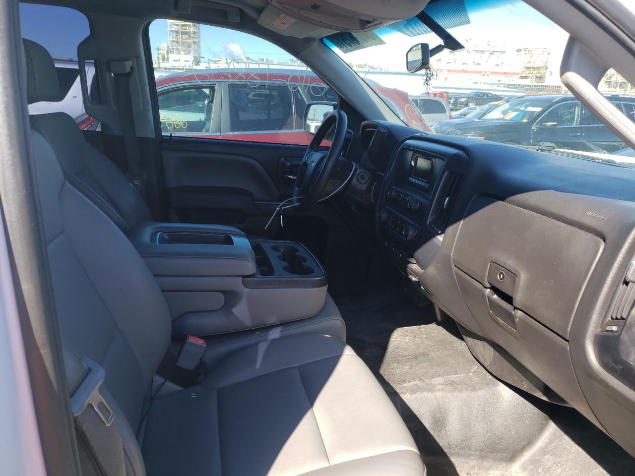 Photo 5 from auction – 2015 CHEVROLET SILVERADO with VIN 1GCRCPEC4FZ147467