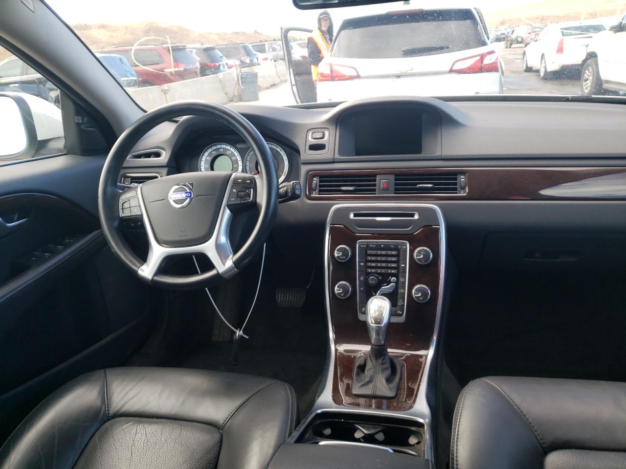 Photo 9 from auction – 2013 VOLVO XC70 T6 with VIN YV4902BZ5D1166879
