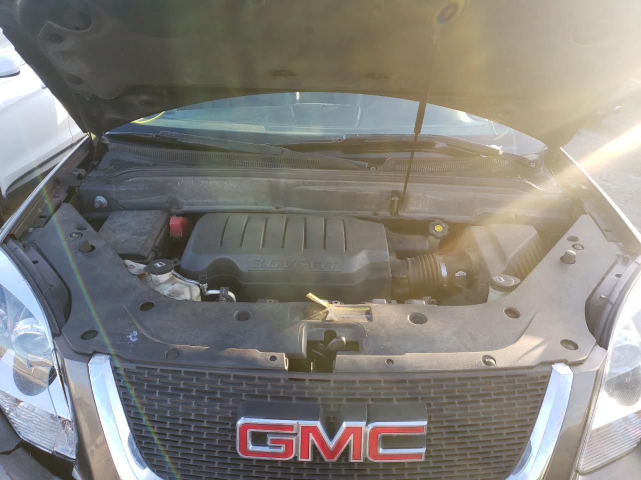 Photo 7 from auction – 2008 GMC ACADIA SLT with VIN 1GKER23708J307775