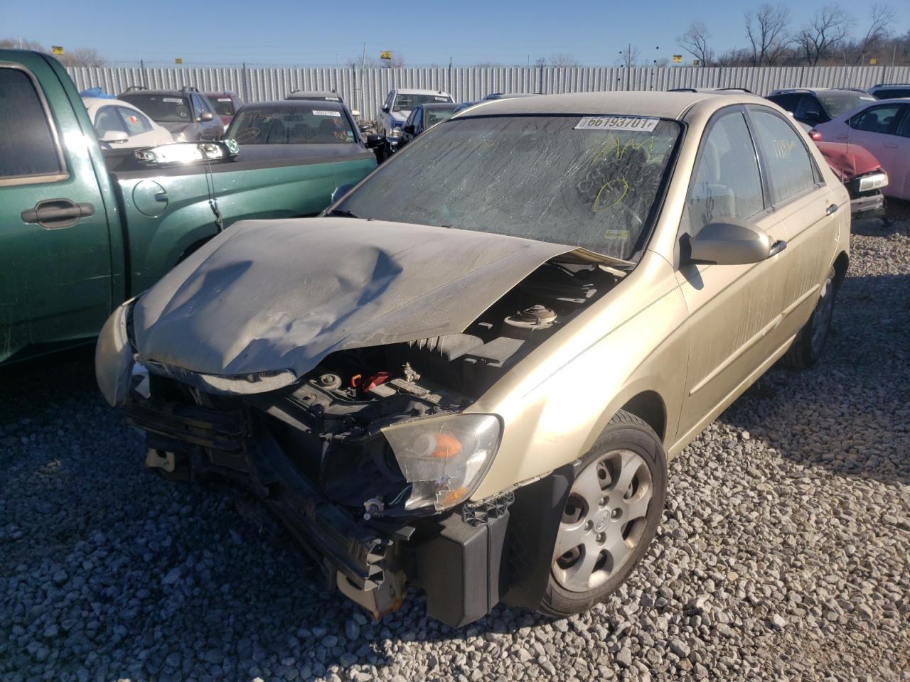 Photo 2 from auction – 2009 KIA SPECTRA EX with VIN KNAFE221795657579