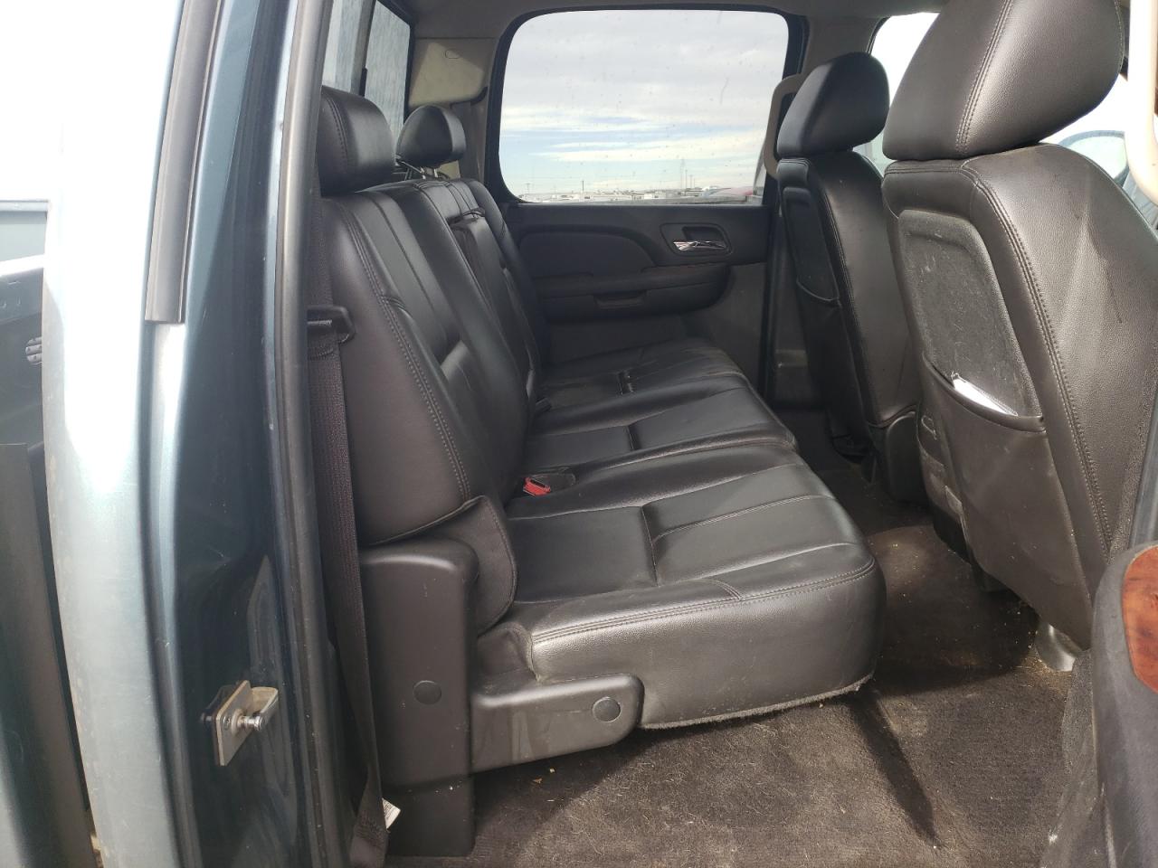 Photo 6 from auction – 2010 GMC SIERRA K15 with VIN 3GTRKWE30AG176454
