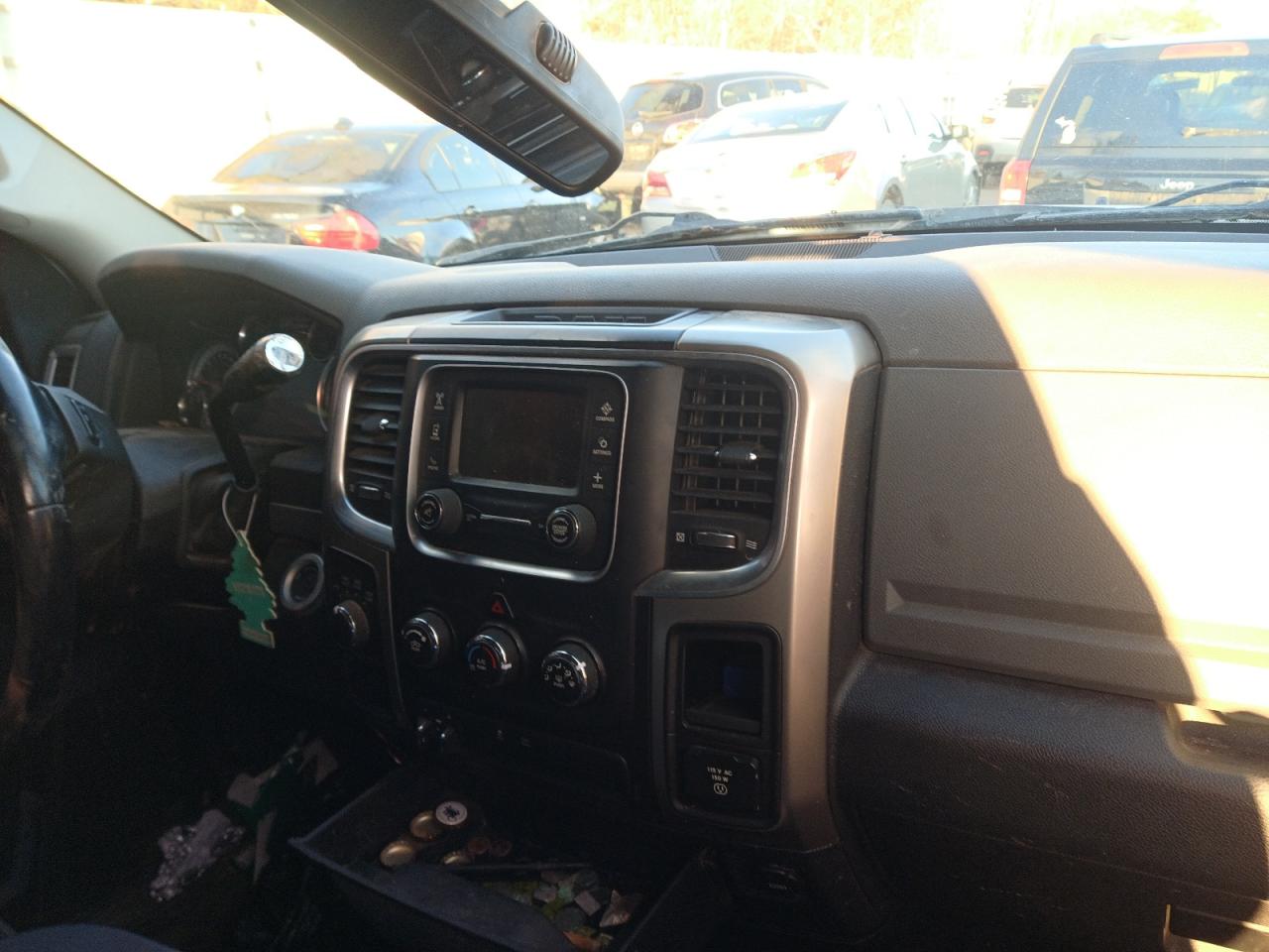 Photo 9 from auction – 2013 RAM 1500 SLT with VIN 1C6RR7GT4DS695963