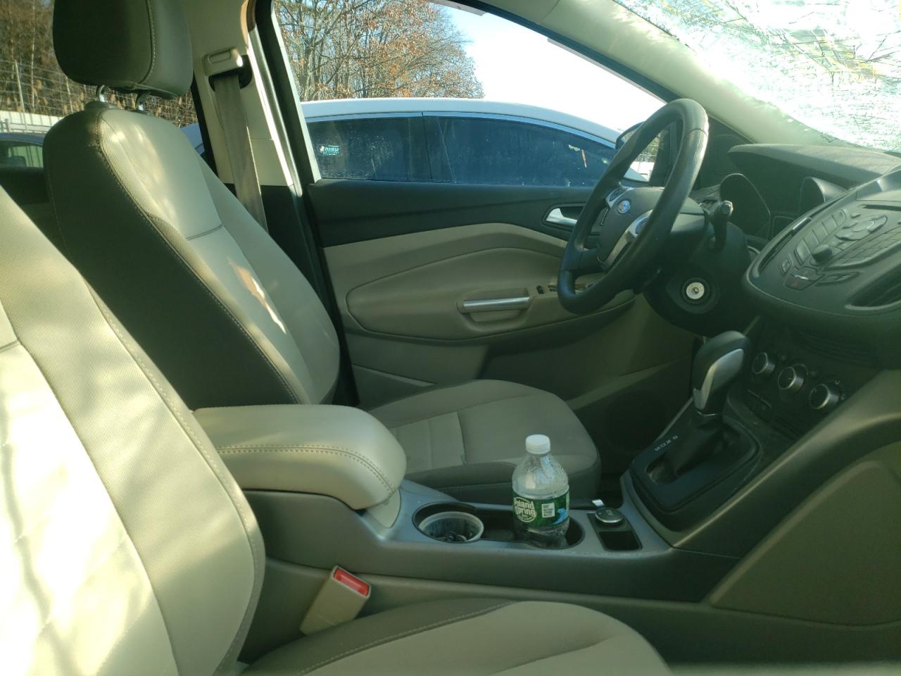 Foto 5 de la subasta – 2014 FORD ESCAPE SE con VIN 1FMCU9GX4EUB90874