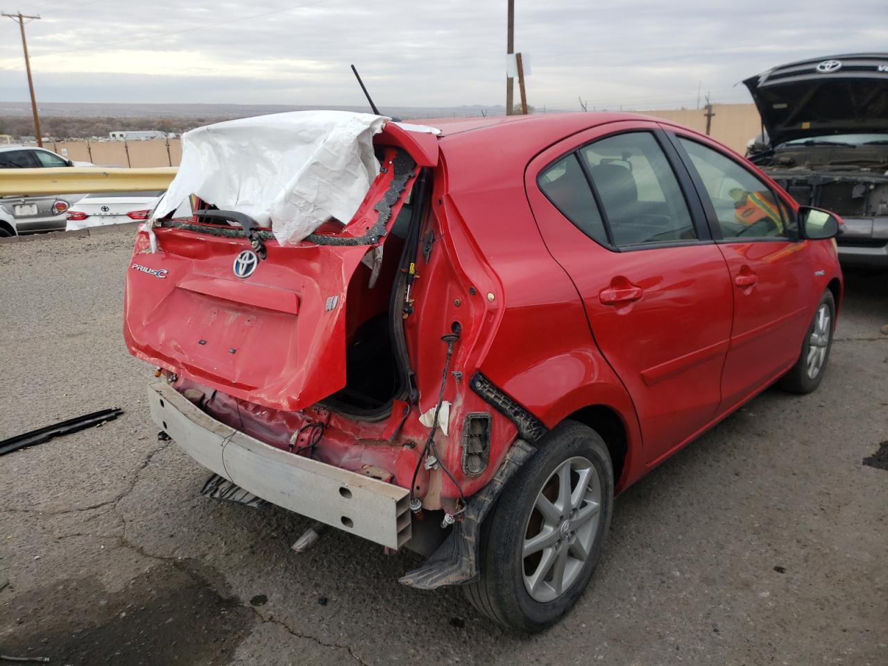 Photo 4 from auction – 2013 TOYOTA PRIUS C with VIN JTDKDTB39D1535608